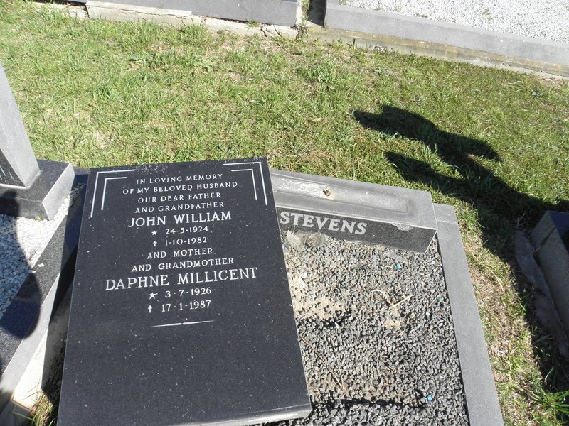 STEVENS John William 1924-1982 &amp; Daphne Millicent 1926-1987