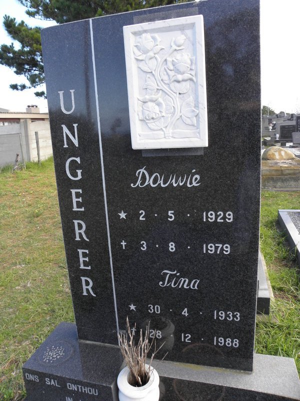 UNGERER Douwie 1929-1979 &amp; Tina 1933-1988