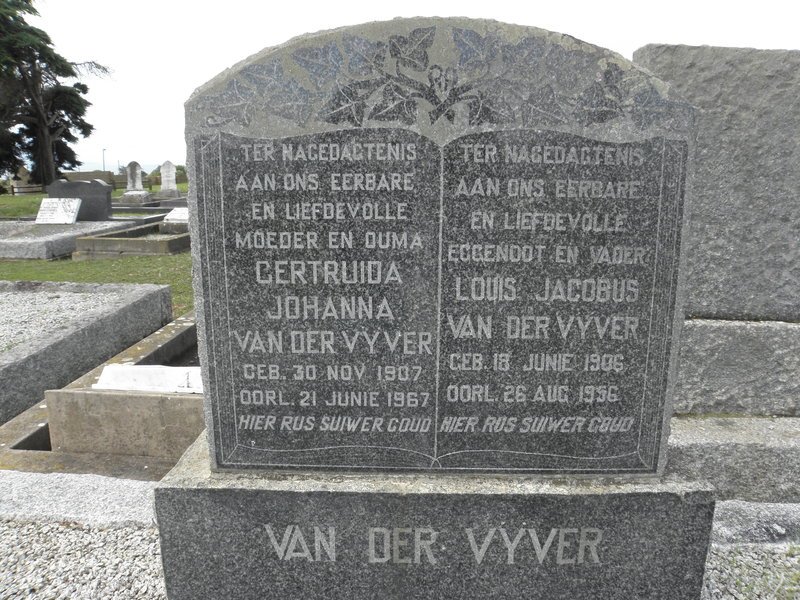 VYVER Louis Jacobus, van der 1906-1956 &amp; Gertruida Johanna 1907-1967