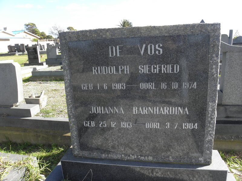 VOS Rudolph Siegfried, de 1903-1974 &amp; Johanna Barnhardina 1913-1984