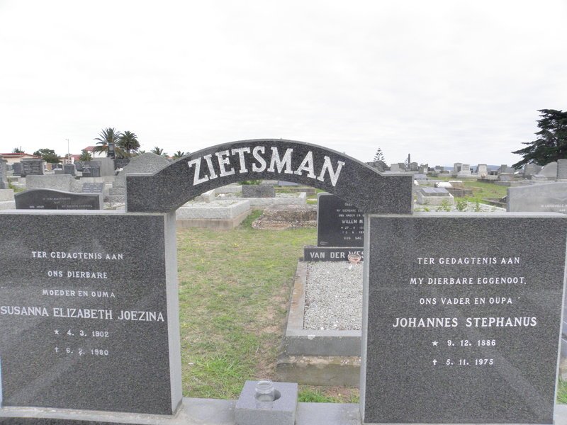 ZIETSMAN Johannes Stephanus 1886-1975 &amp; Susanna Elizabeth Joezina 1902-1980