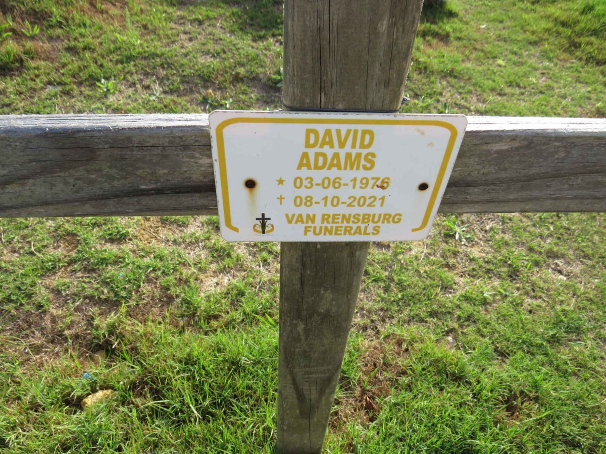 ADAMS David 1976-2021