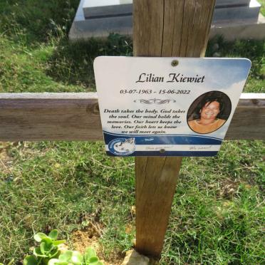 KIEWIET Lilian 1963-2022