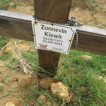 KIEWIET Zonnevin 1971-2023