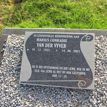 VYVER Marius Conradie, van der 1952-2021