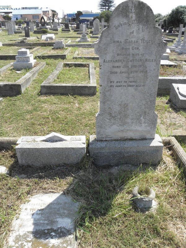 RILEY Alexander Cotton 1849-1922 &amp; Emma Sarah COX 1851-1916