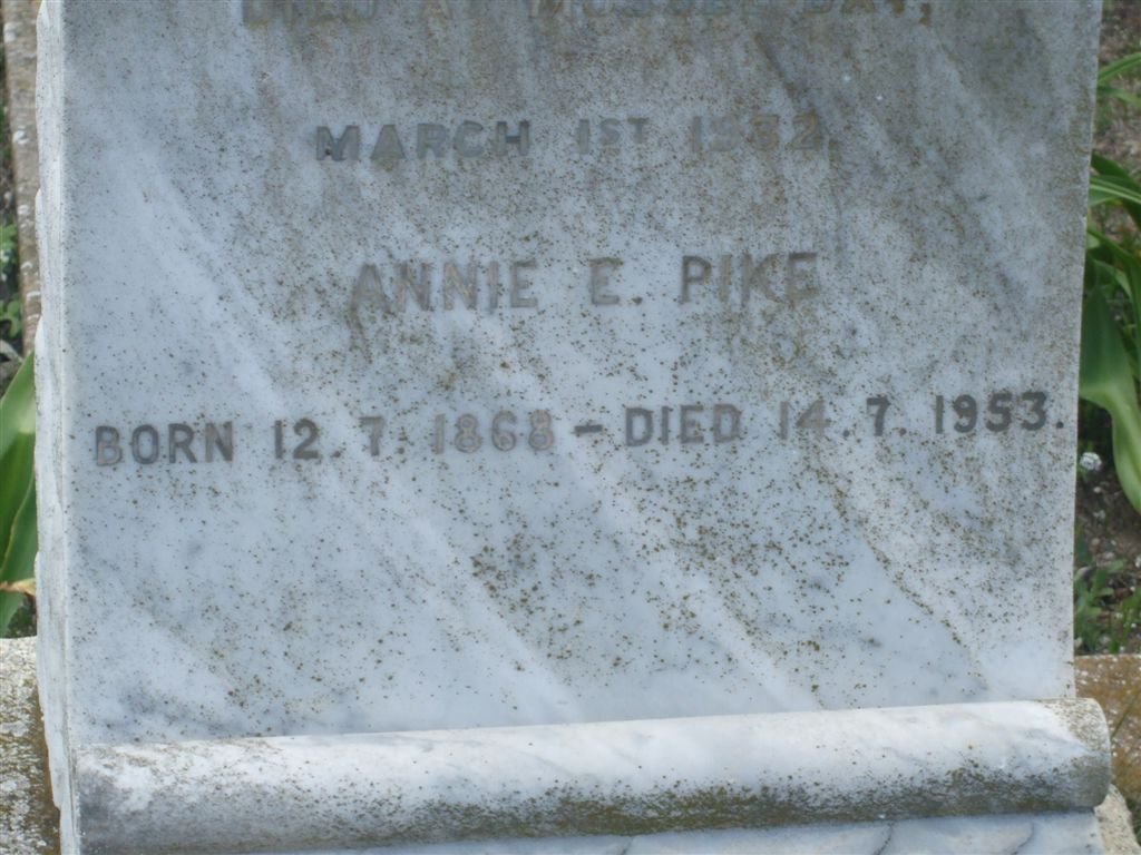 PIKE Annie E. 1868-1953
