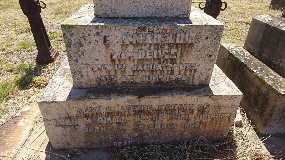 LAWRENCE Vera Madeline 1887-1928 :: LAWRENCE Sarah Maria nee HUDSON 1856-1942