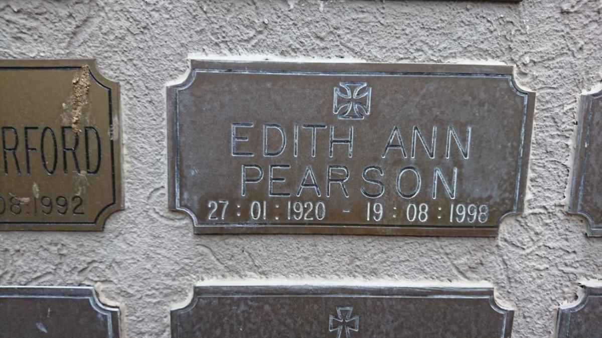 PEARSON Edith Ann 1920-1998