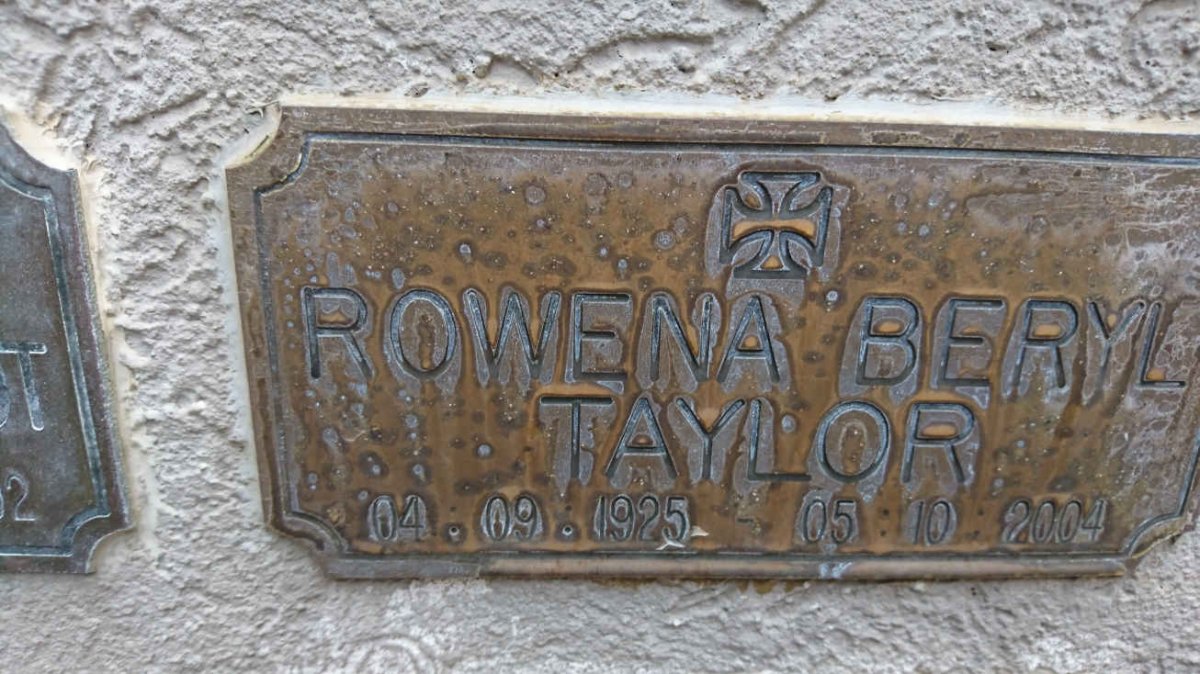 TAYLOR Rowena Beryl 1925-2004