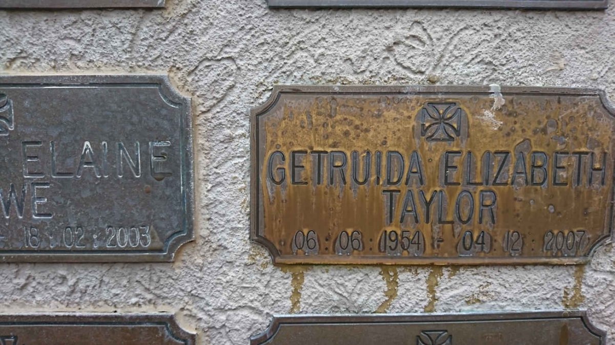 TAYLOR Getruida Elizabeth 1954-2007