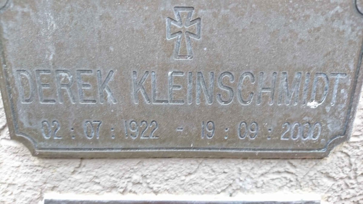 KLEINSCHMIDT Derek 1922-2000