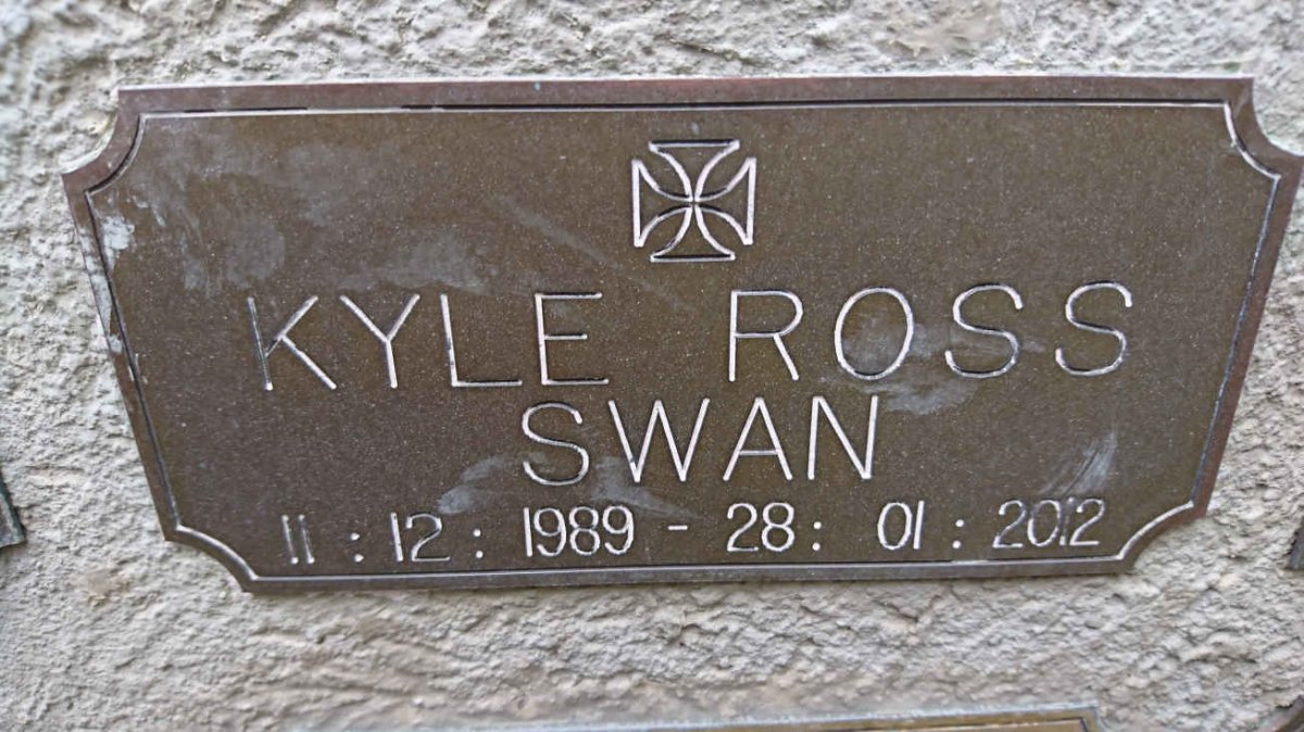 SWAN Kyle Ross 1989-2012