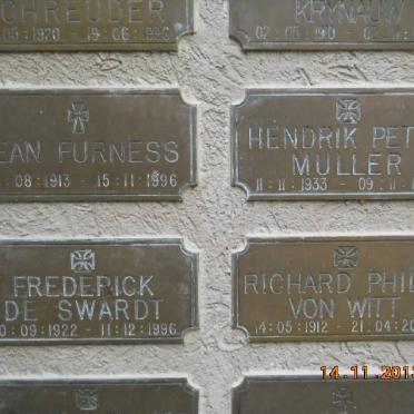 FURNESS Jean 1913-1996 :: MULLER Hendrik Peter 1933-1999 :: DE SWARDT Frederick 1922-1996 :: VON WITT Richard Philip 1912-2000