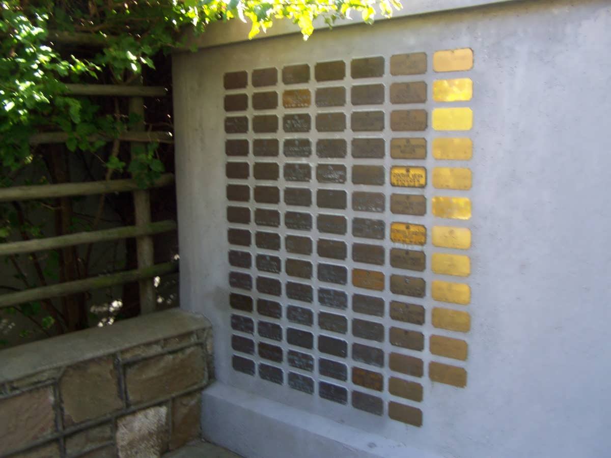 1. Mossel Bay Anglican Plate Wall