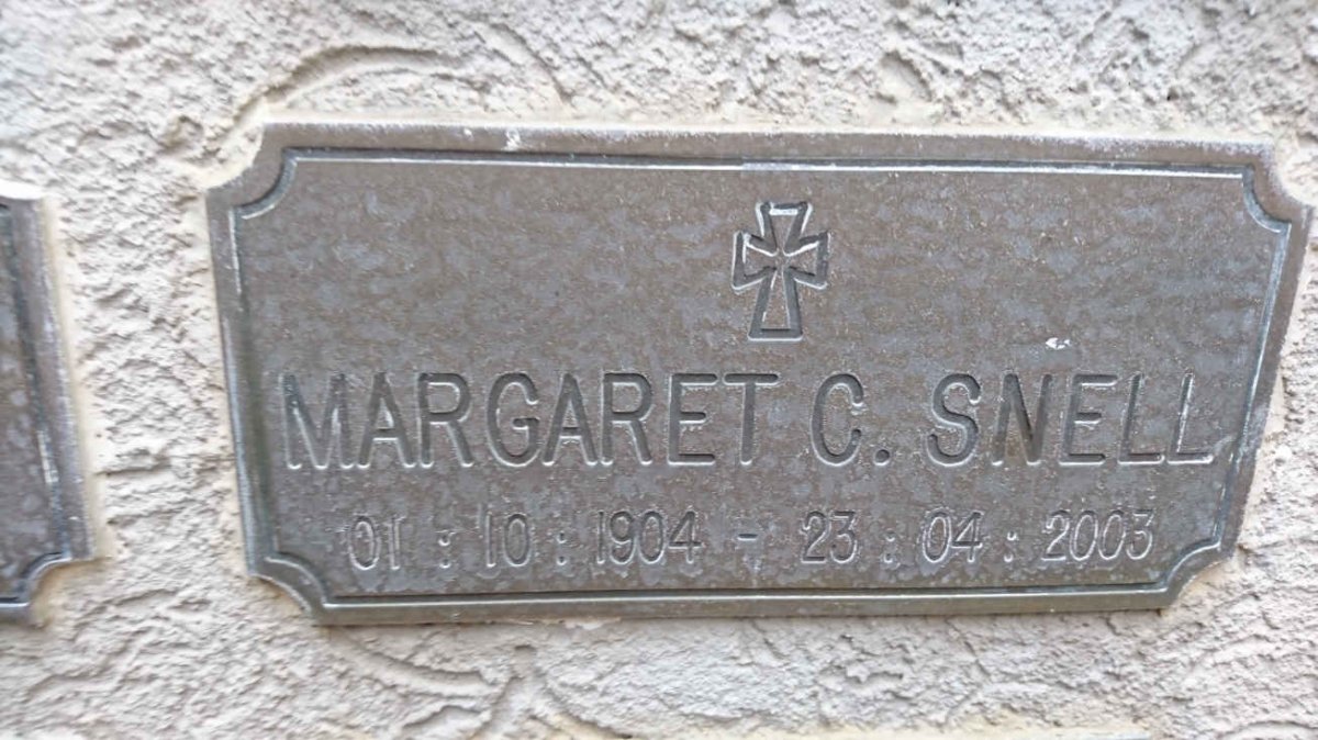 SNELL Margaret C. 1904-2003