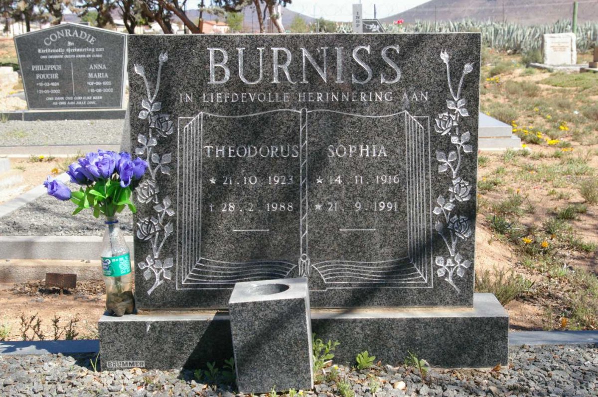 BURNISS Theodorus 1923-1988 &amp; Sophia 1916-1991