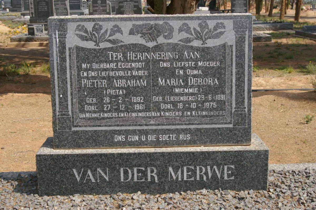 MERWE Pieter Abraham, van der 1892-1961 &amp; Maria Debora LIEBENBERG 1891-1975