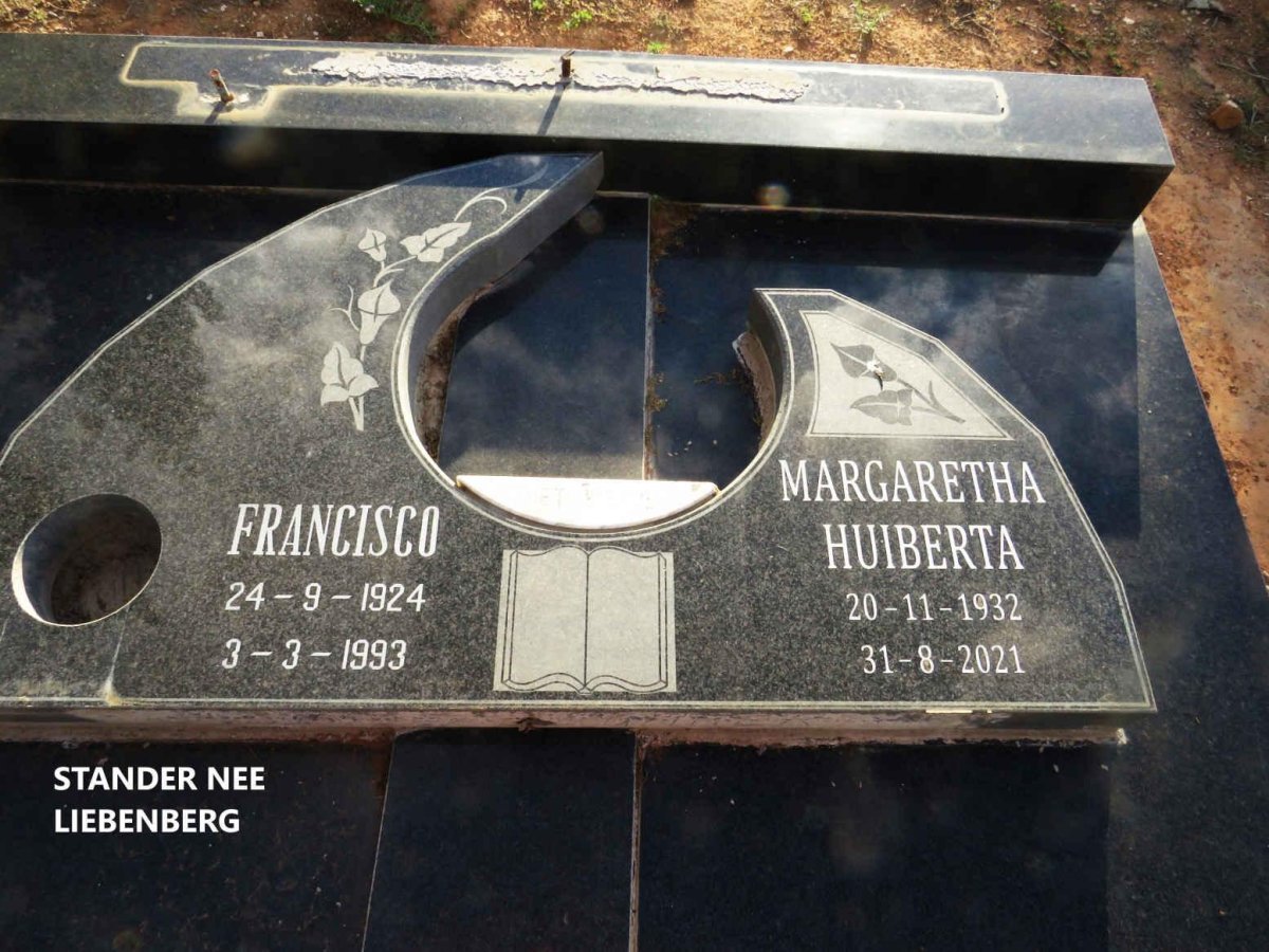 STANDER Francisco 1924-1993 & Margaretha Huiberta LIEBENBERG 1932-2021