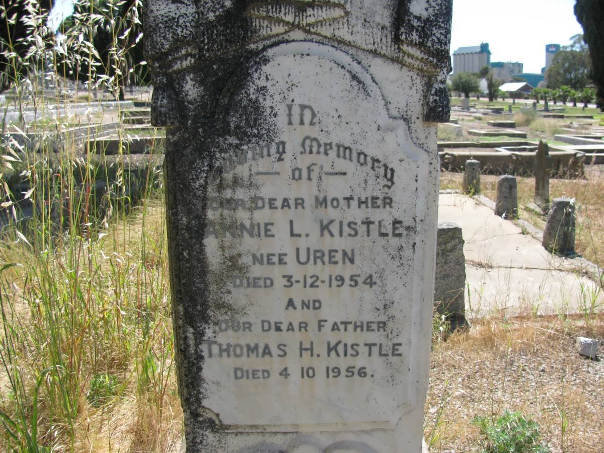 KISTLE Thomas H. -1956 &amp; Annie L. UREN -1954