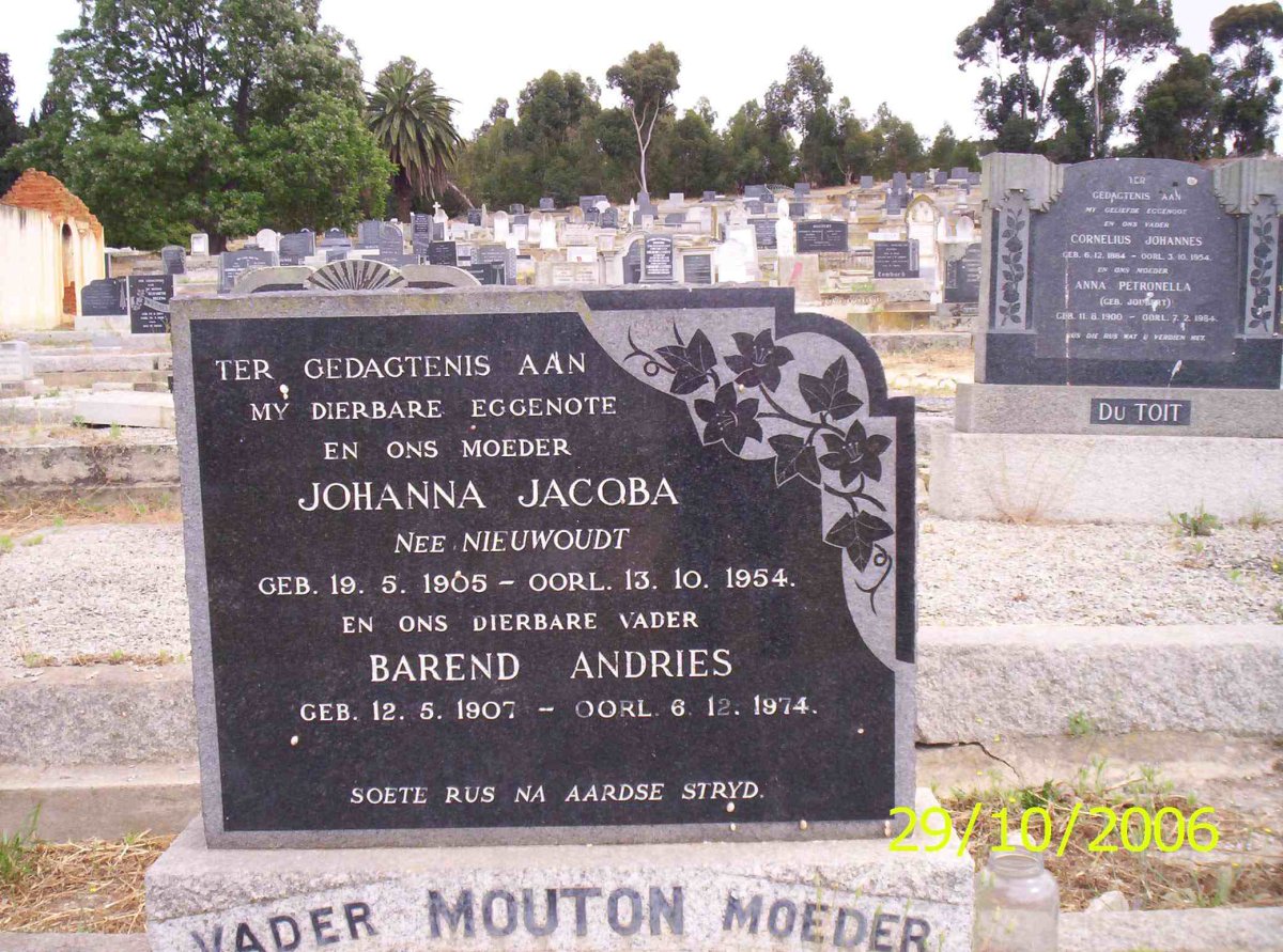 MOUTON Barend Andries 1907-1974 &amp; Johanna Jacoba NIEUWOUDT 1905-1954
