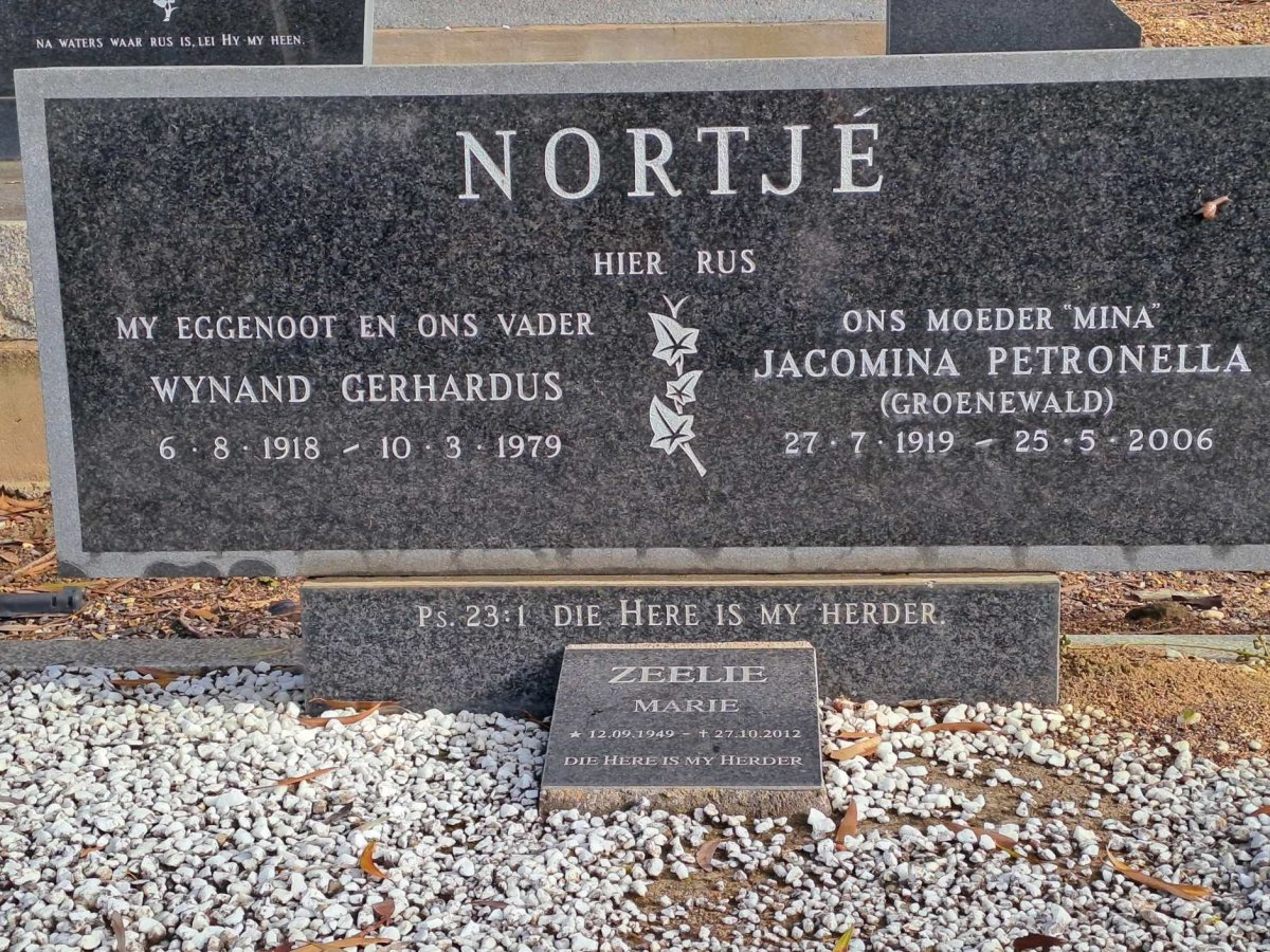 NORTJE Wynand Gerhardus 1918-1979 &amp; Jacomina Petronella GROENEWALD 1919-2006 :: ZEELIE Marie 1949-2012