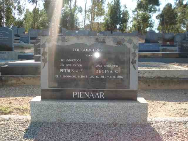 PIENAAR Petrus J.F. &amp; Regina C. 1912-1987