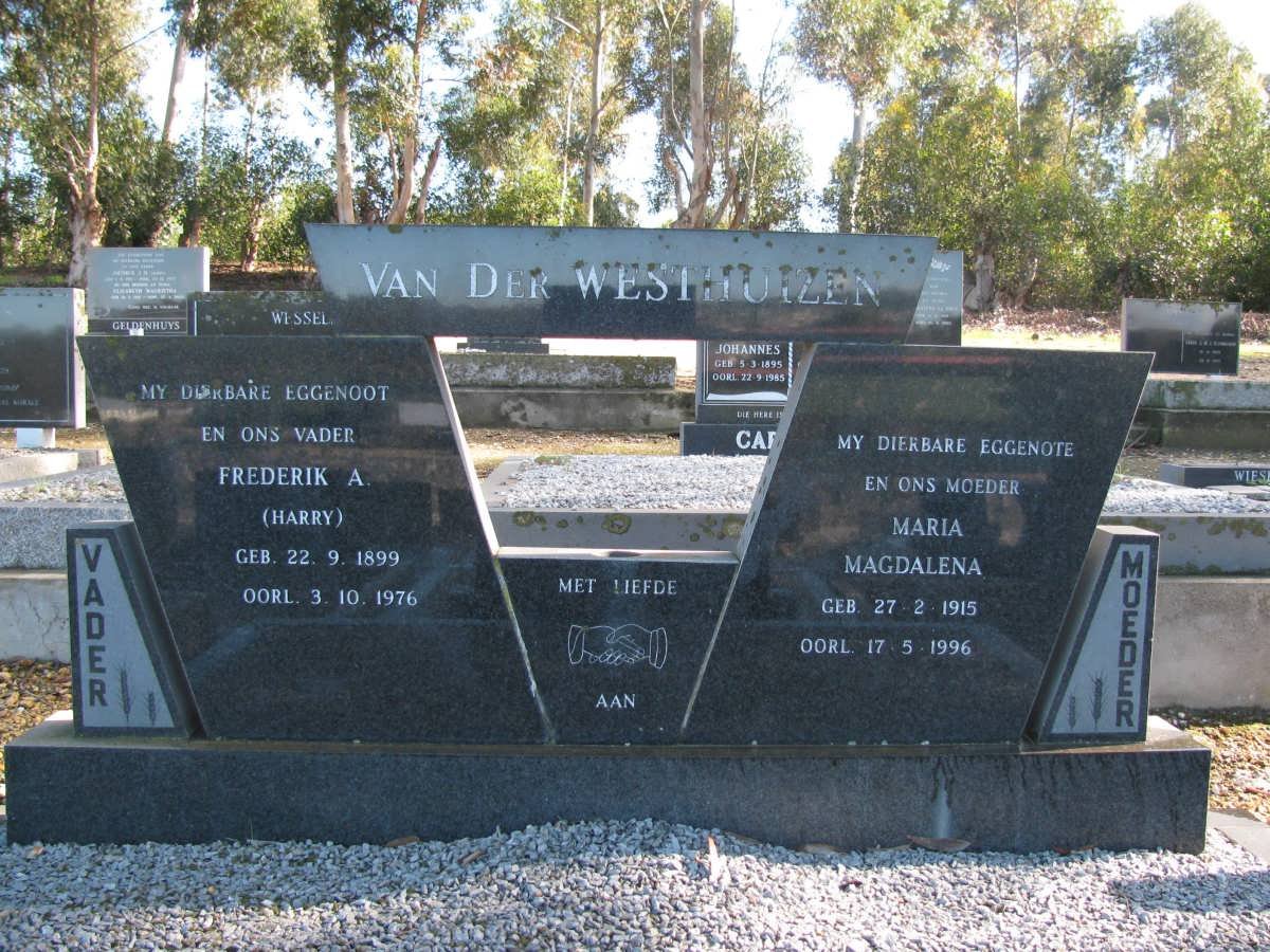 WESTHUIZEN Frederick A., van der 1899-1976 &amp; Maria Magdalena 1915-1996