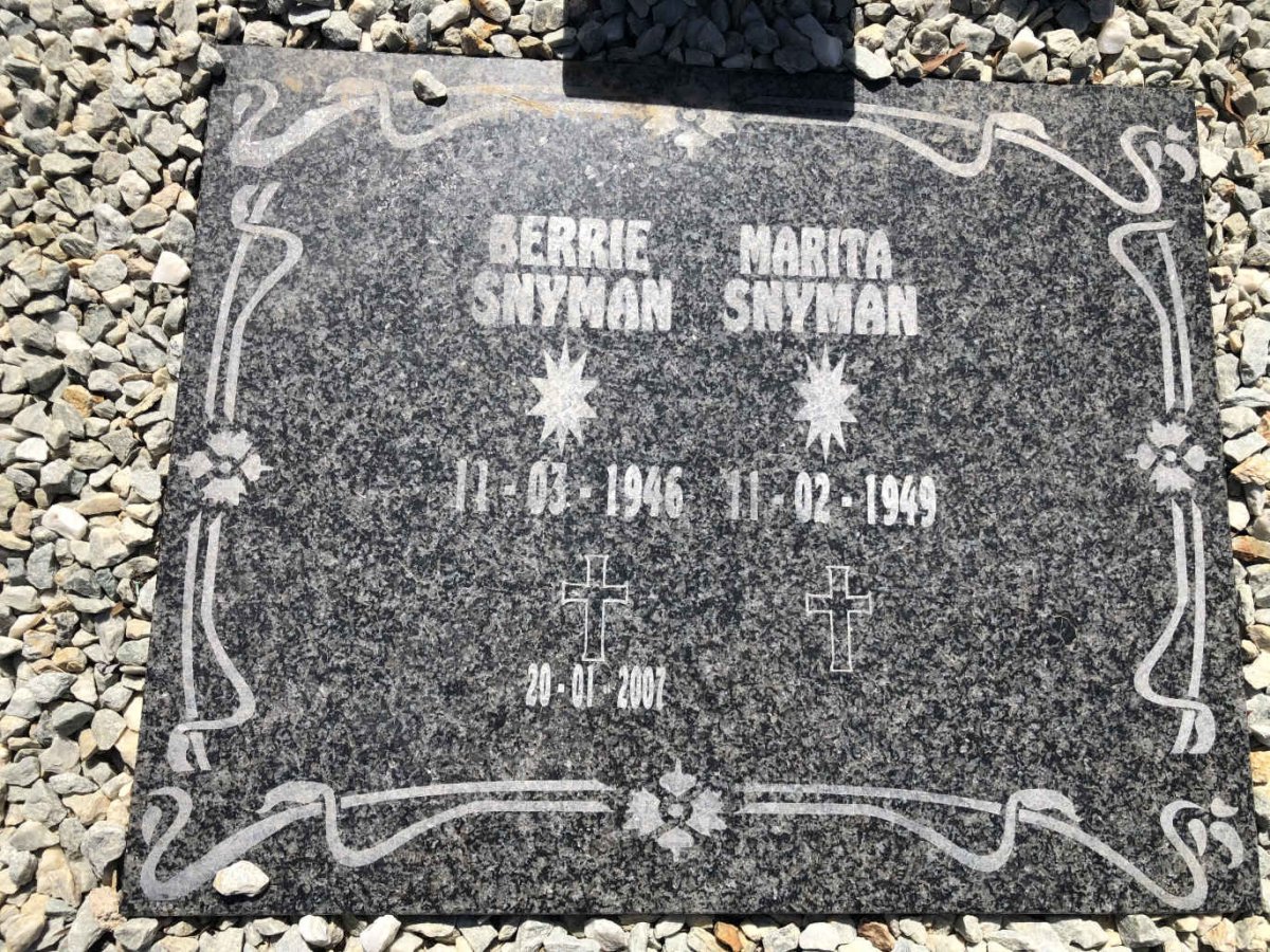 SNYMAN Gerrie 1946-2007 &amp; Marita 1949-