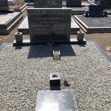 ROES Andries Stephanus, le 1921-1993 &amp; Maria Aletta VAN NIEKERK 1916-1993 :: SNYMAN Berrie 1946-2007 &amp; Marita 1949-