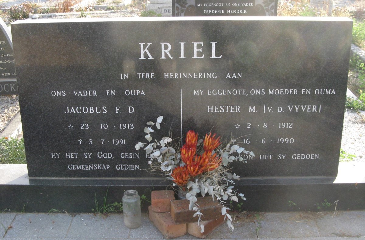 KRIEL Jacobus F.D. 1913-1991 &amp; Hester M. V.D. VYVER 1912-1990