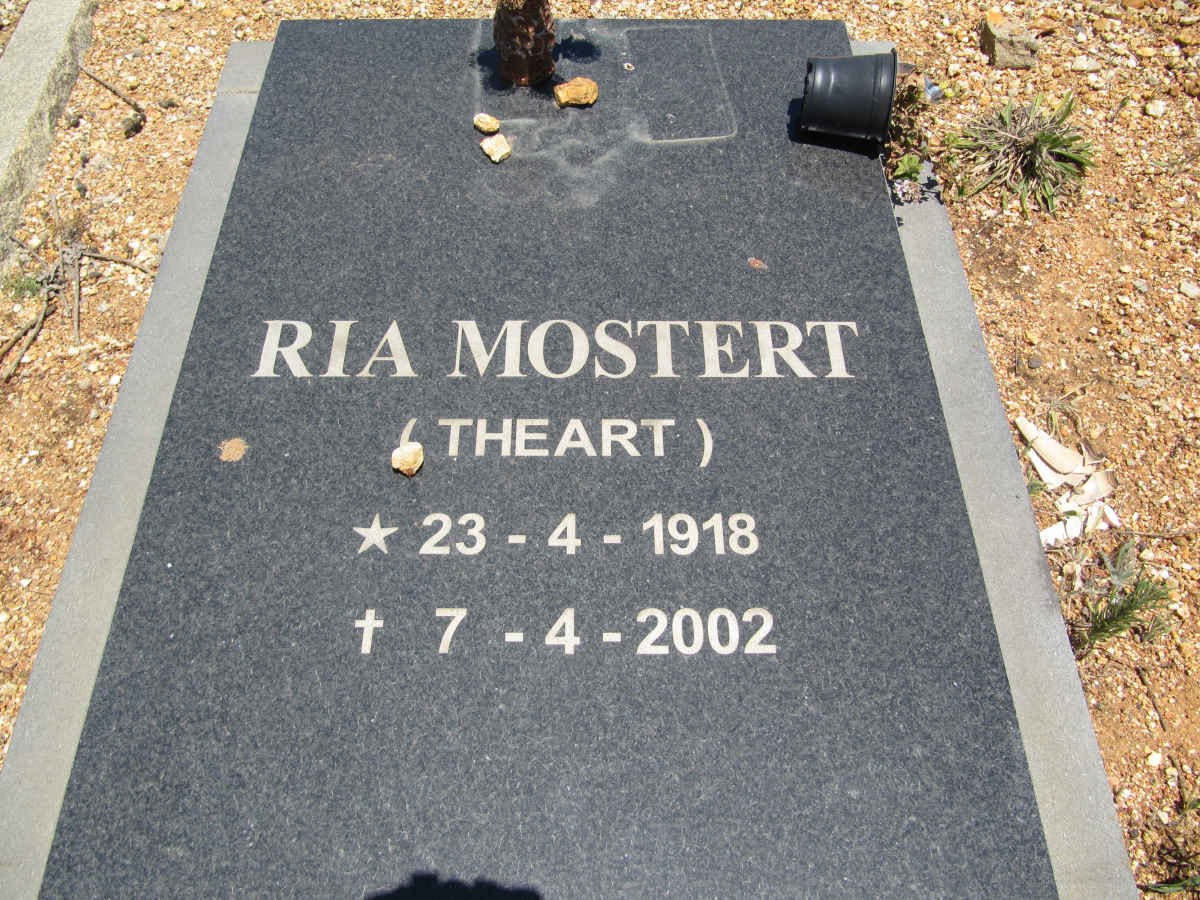 MOSTERT Ria nee THEART 1918-2002