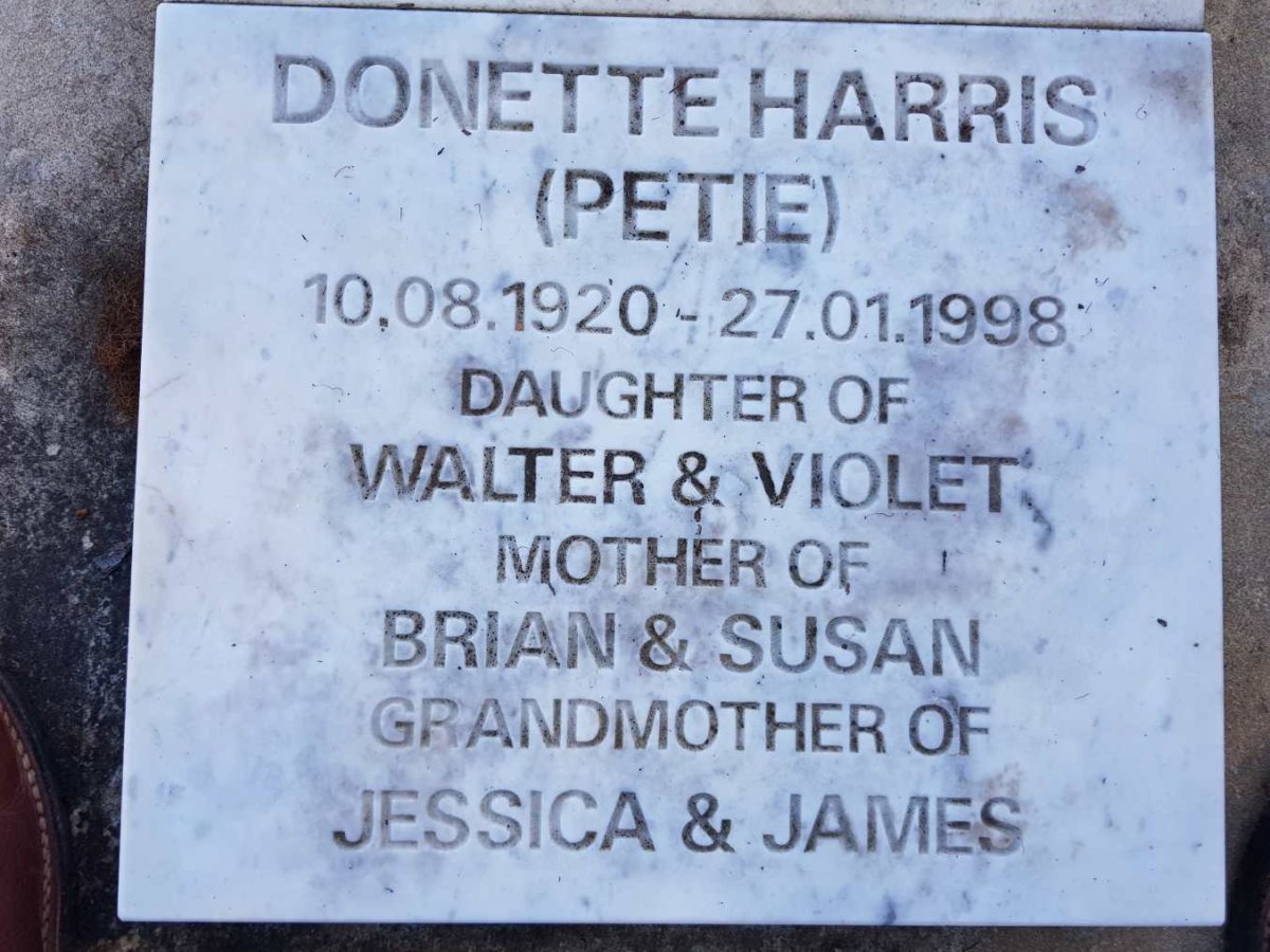 HARRIS Donette 1920-1998