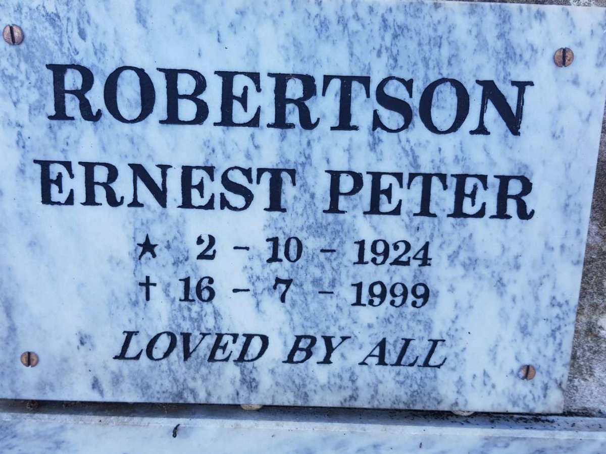 ROBERTSON Ernest Peter 1924-1999