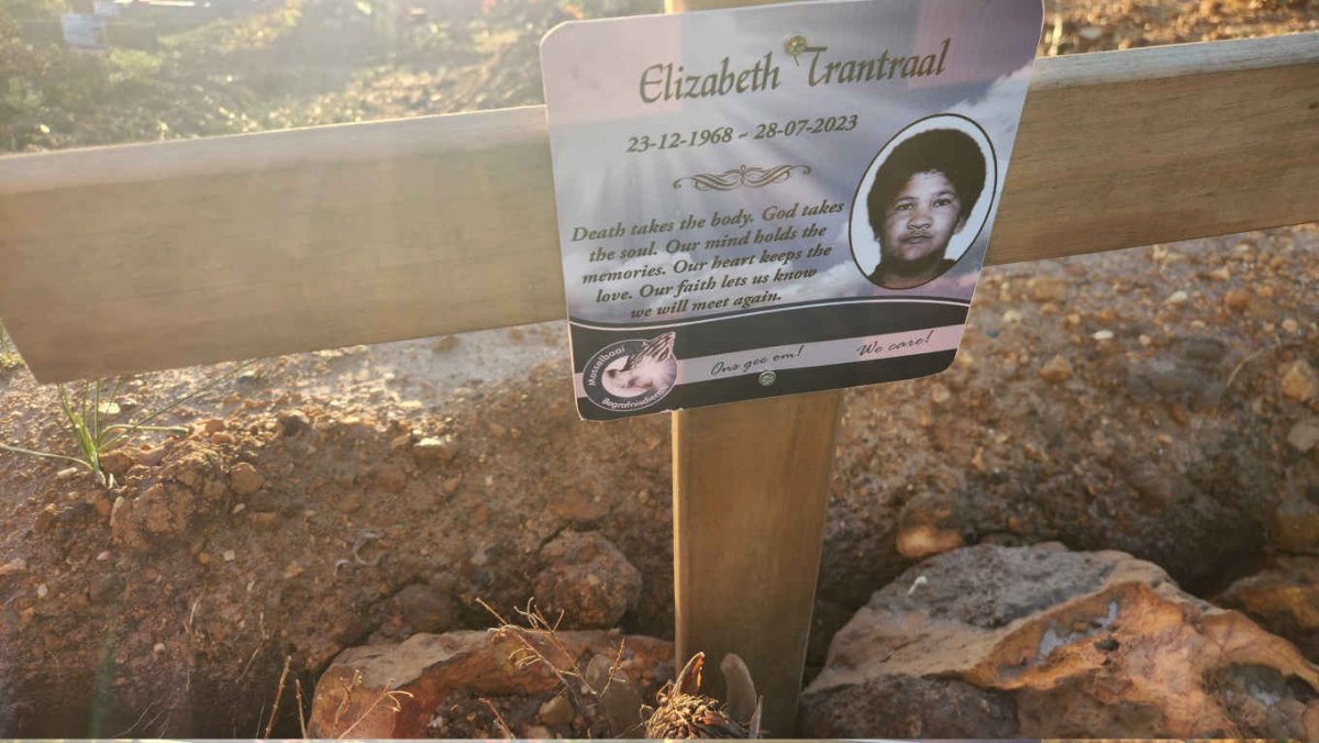 TRANTRAAL Elizabeth 1968-2023