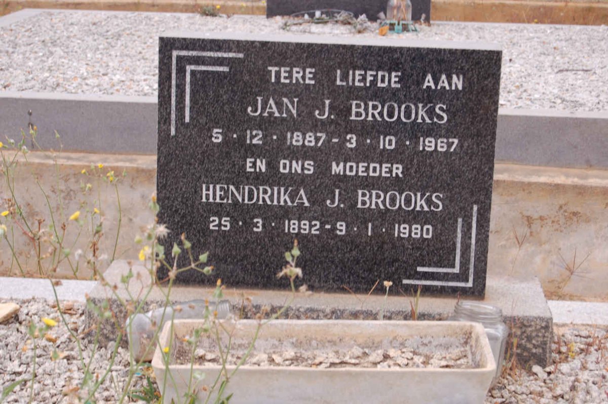 BROOKS Jan J. 1887-1967 &amp; Hendrika J. 1892-1980