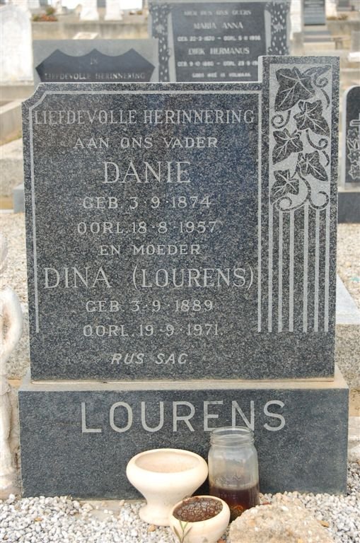 LOURENS Danie 1874-1957 &amp; Dina LOURENS 1889-1971