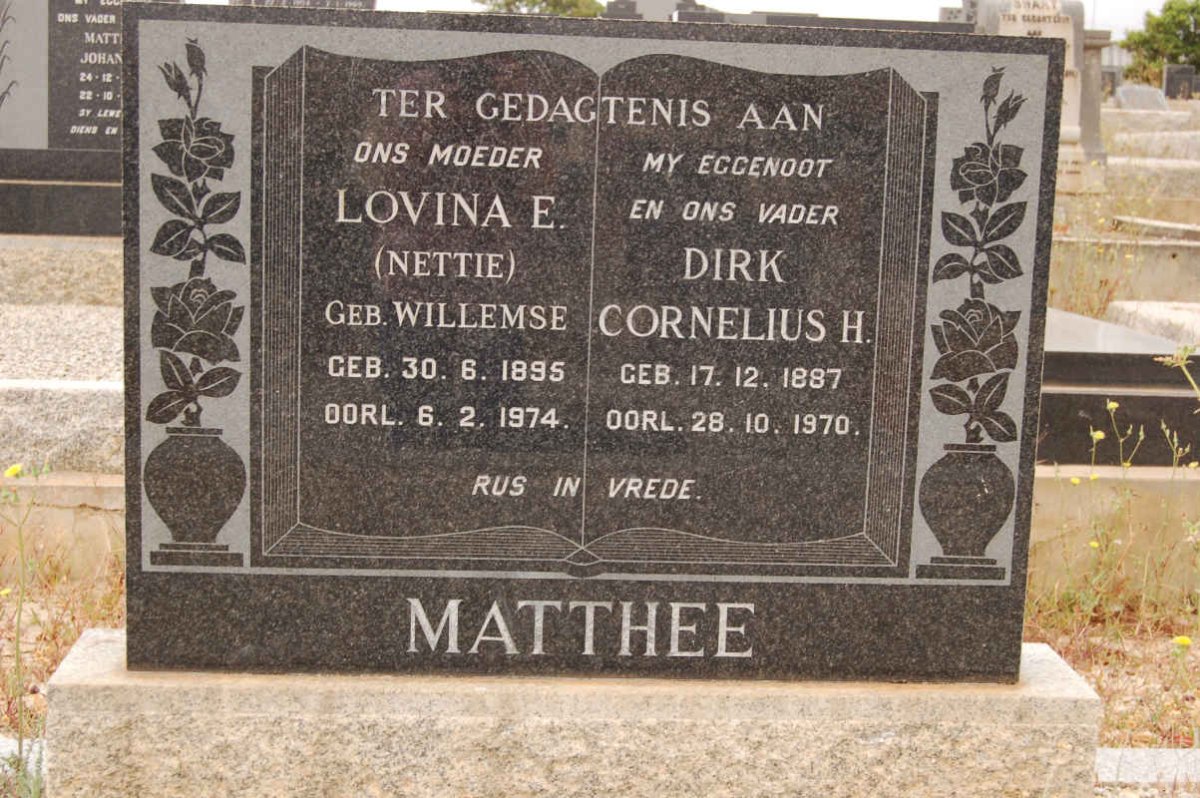 MATTHEE Dirk Cornelius H. 1887-1970 &amp; Lovina E. WILLEMSE 1895-1974