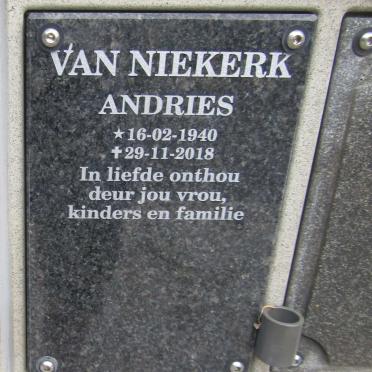 NIEKERK Andries, van 1940-2018