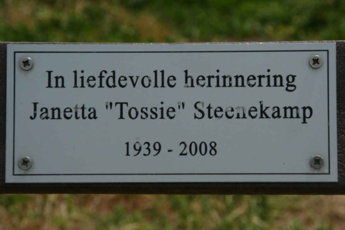 STEENEKAMP Janetta 1939-2008