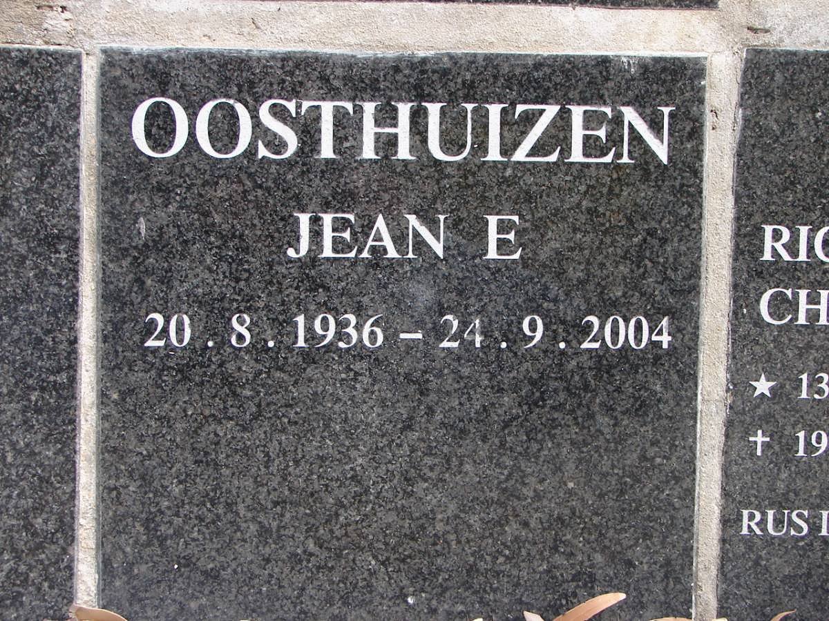 OOSTHUIZEN Jean E. 1936-2004