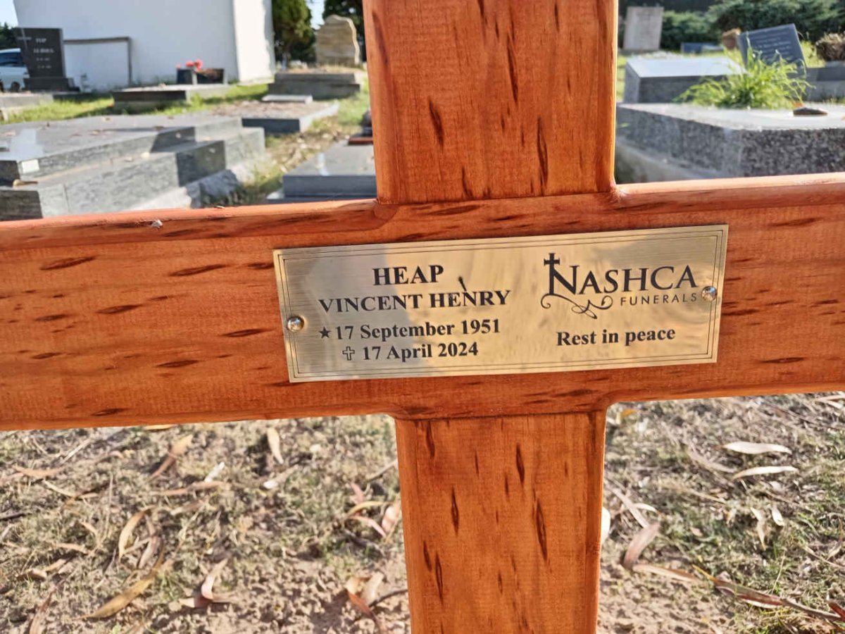 HEAP Vincent Henry 1951-2024