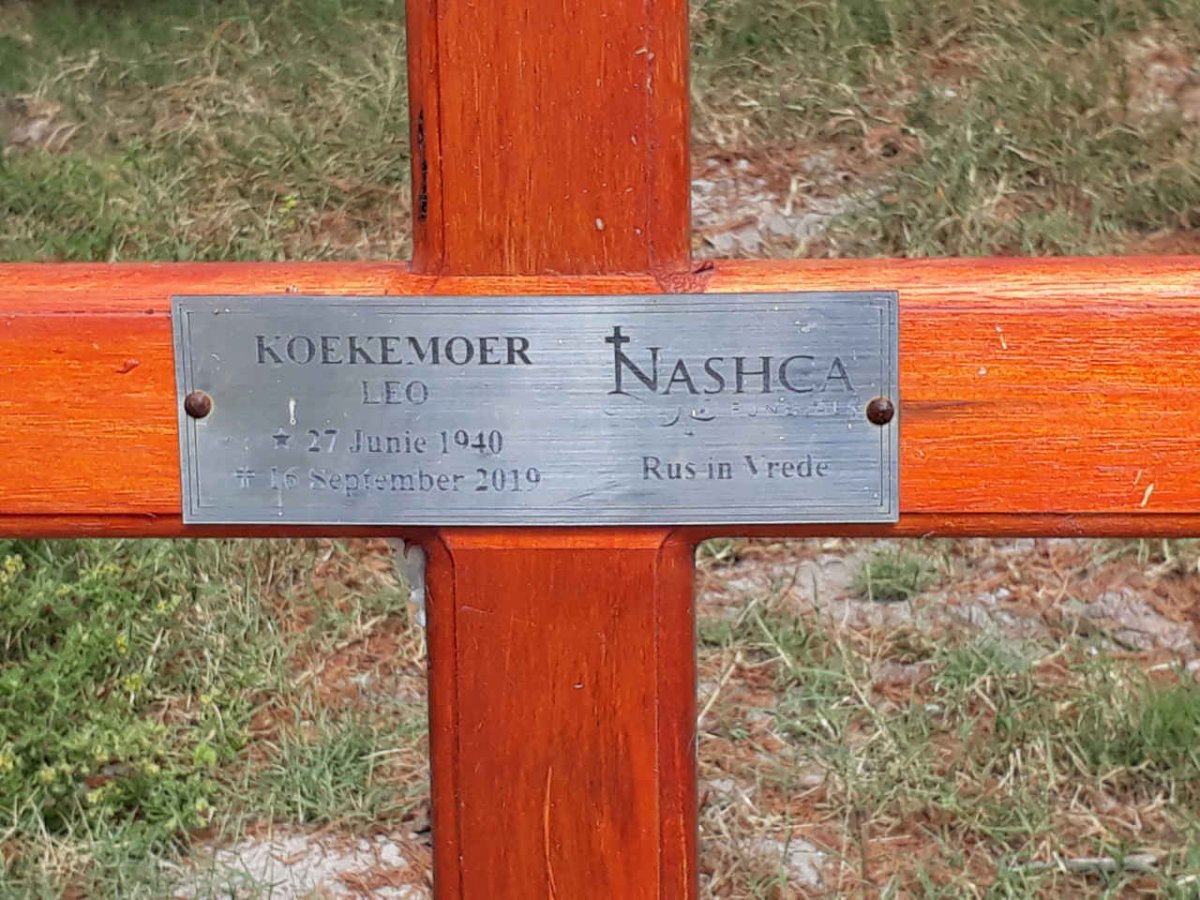 KOEKEMOER Leo 1940-2019