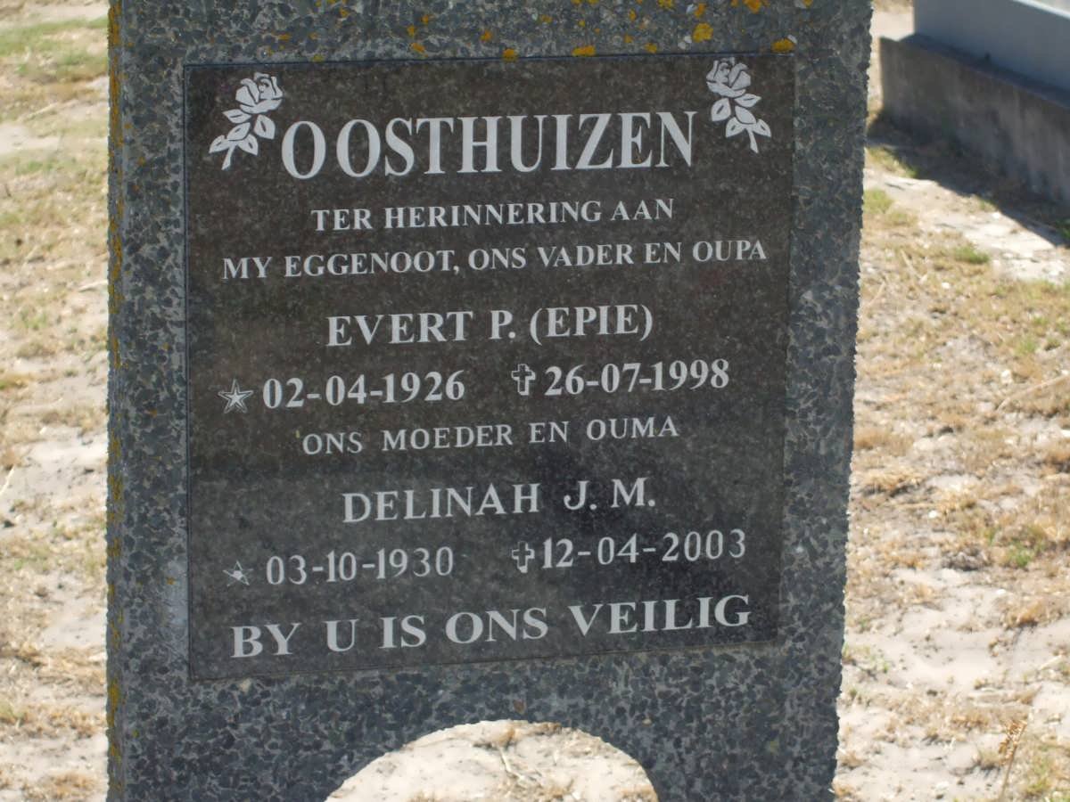 OOSTHUIZEN Evert P. 1926-1998 &amp; Delinah J.M. 1930-2003