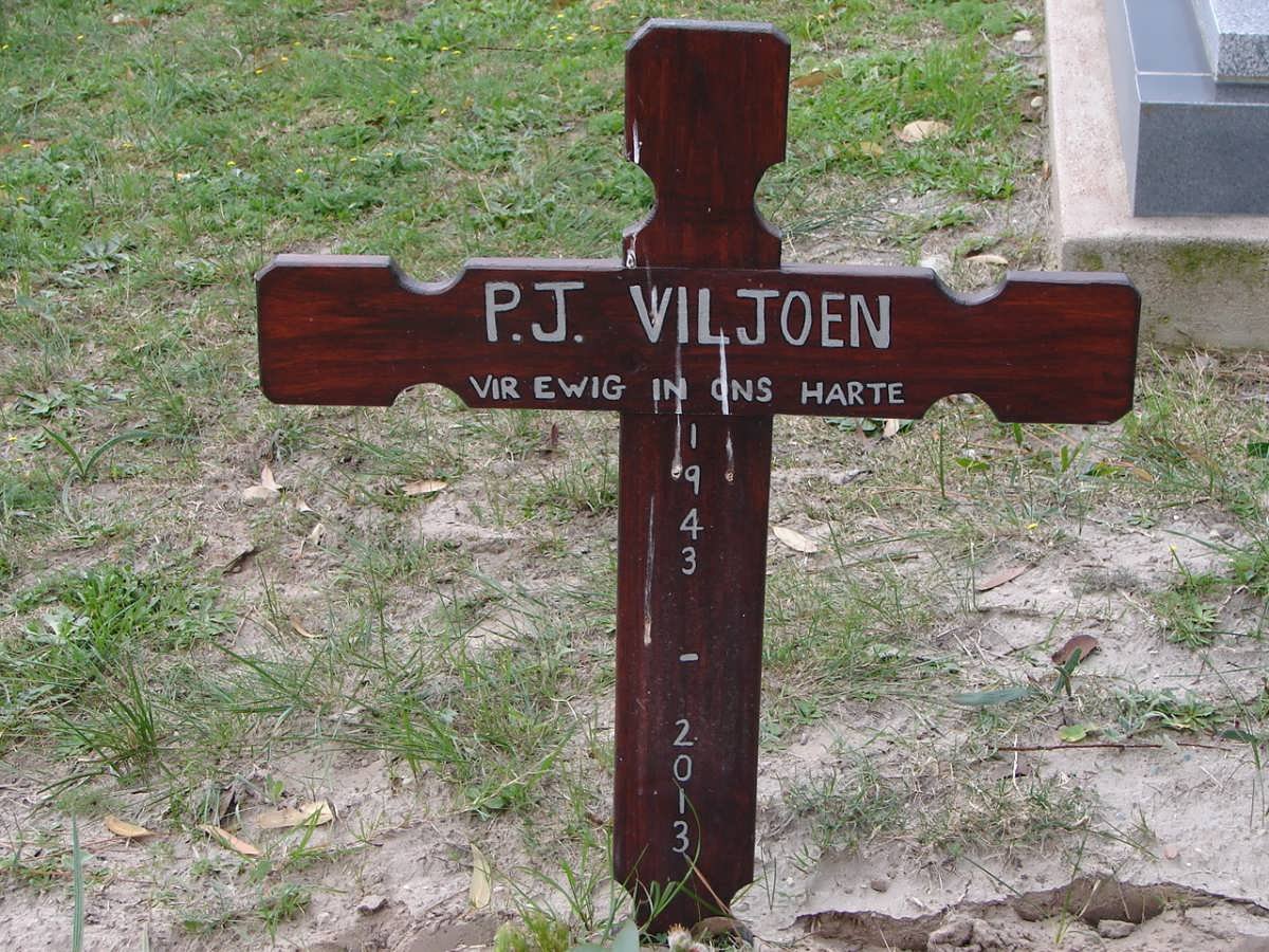 VILJOEN P.J. 1943-2013