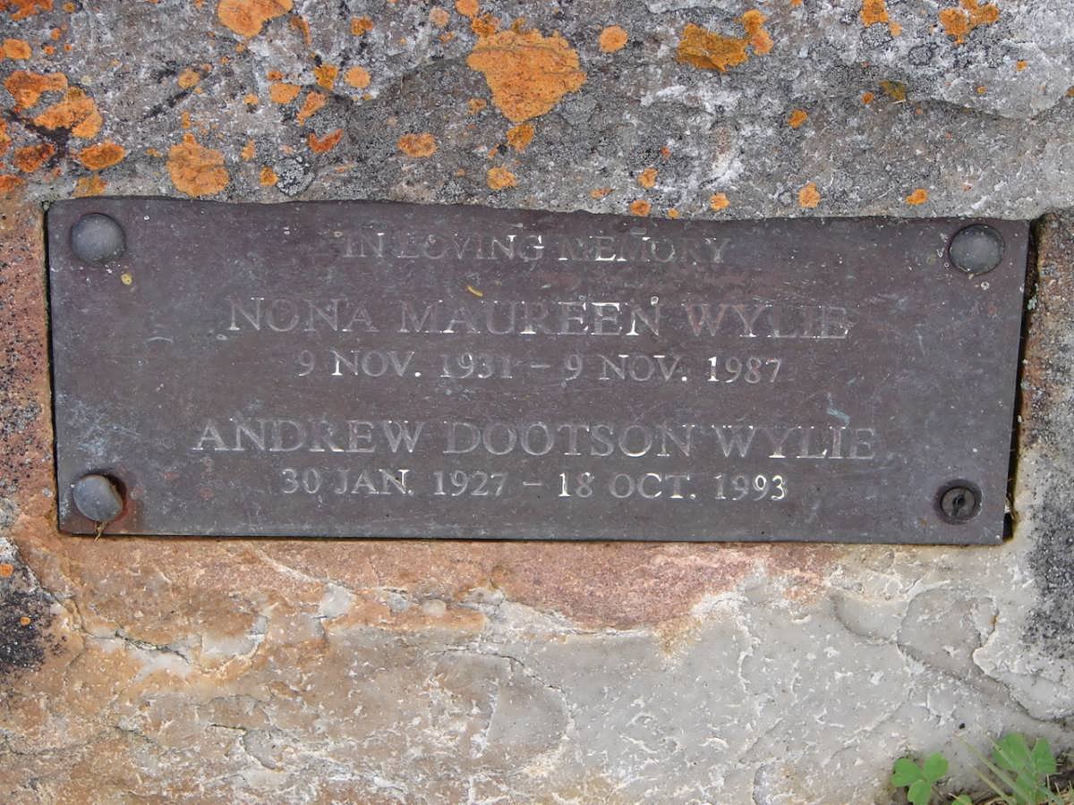 WYLIE Andrew Dootson 1927-1993 &amp; Nona Maureen 1931-1987