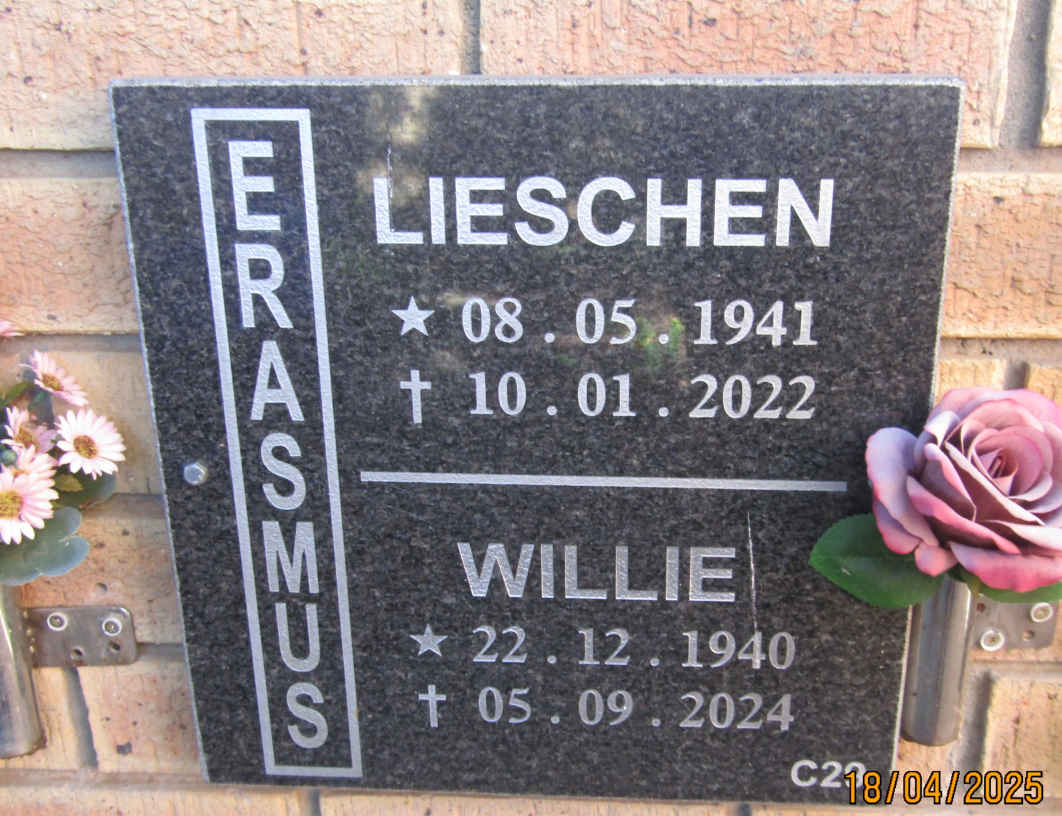 ERASMUS Willie 1940-2024 & Lieschen 1941-2022