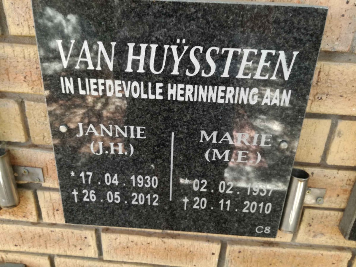 HUYSSTEEN J.H., van 1930-2012 &amp; M.E. 1937-2010