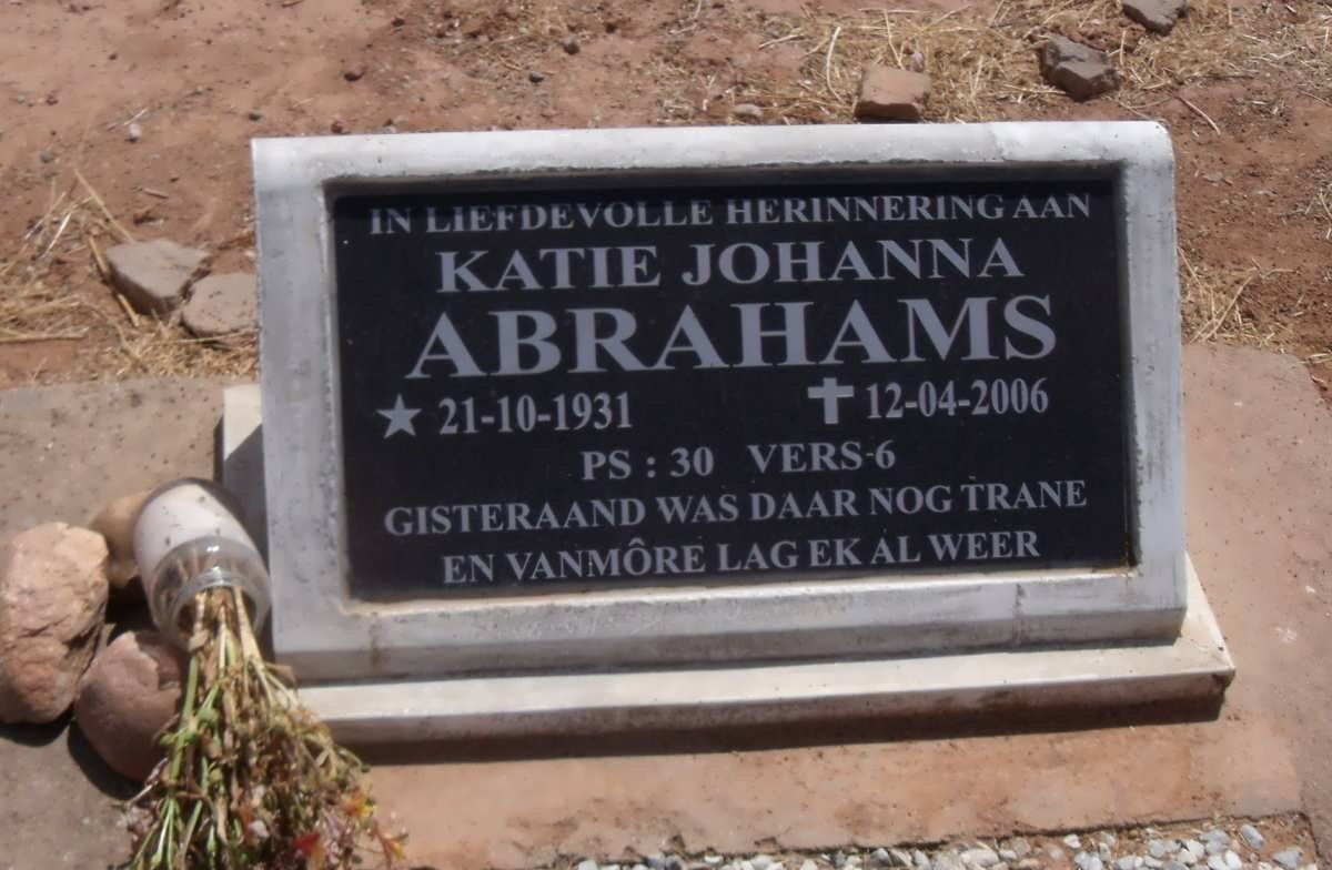 ABRAHAMS Katie Johanna 1931-2006