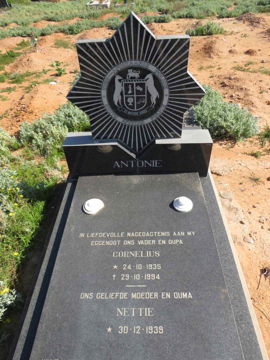 ANTONIE Cornelius 1935-1994 & Nettie 1939-